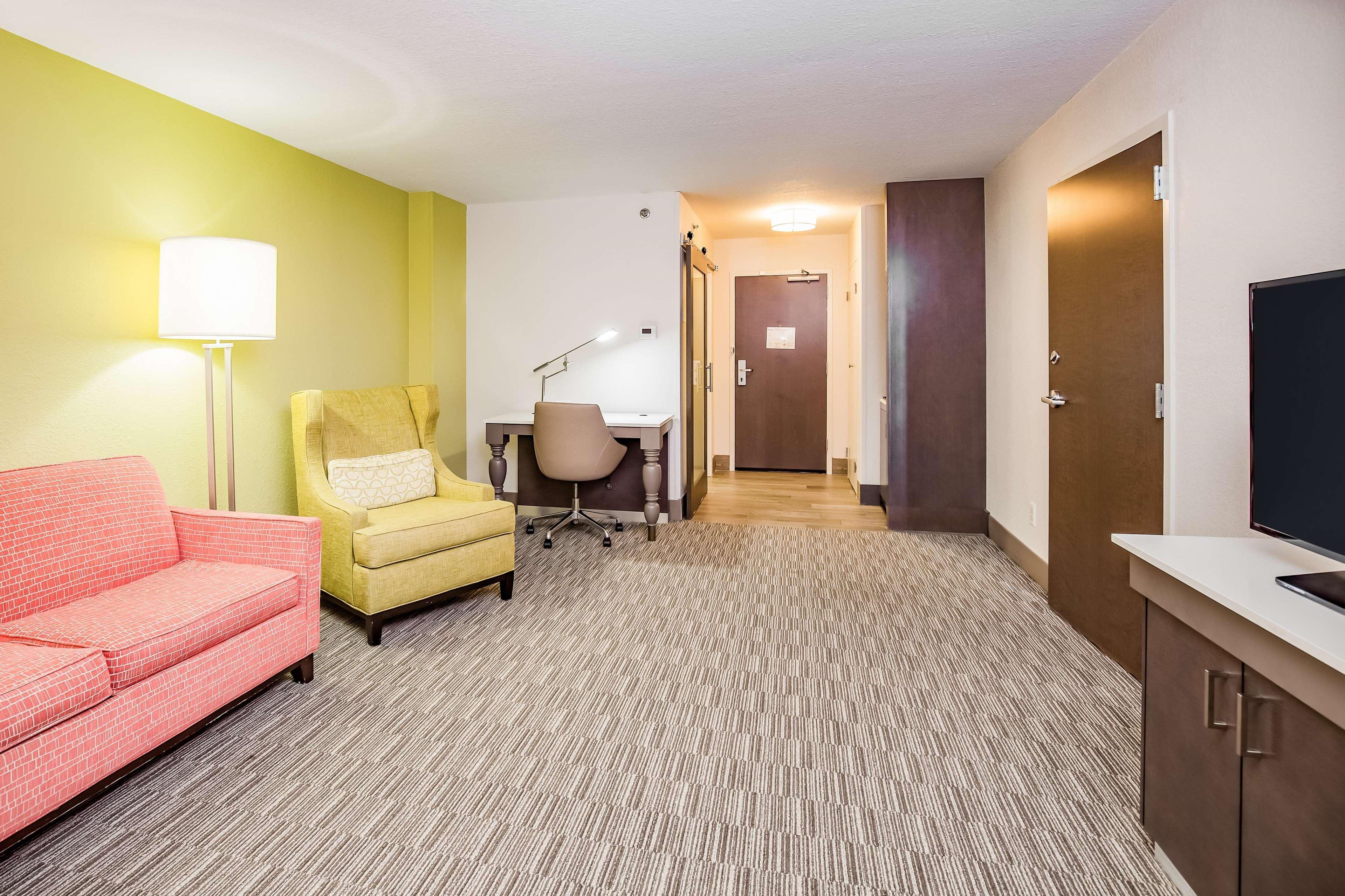 Hilton Garden Orange Hotel