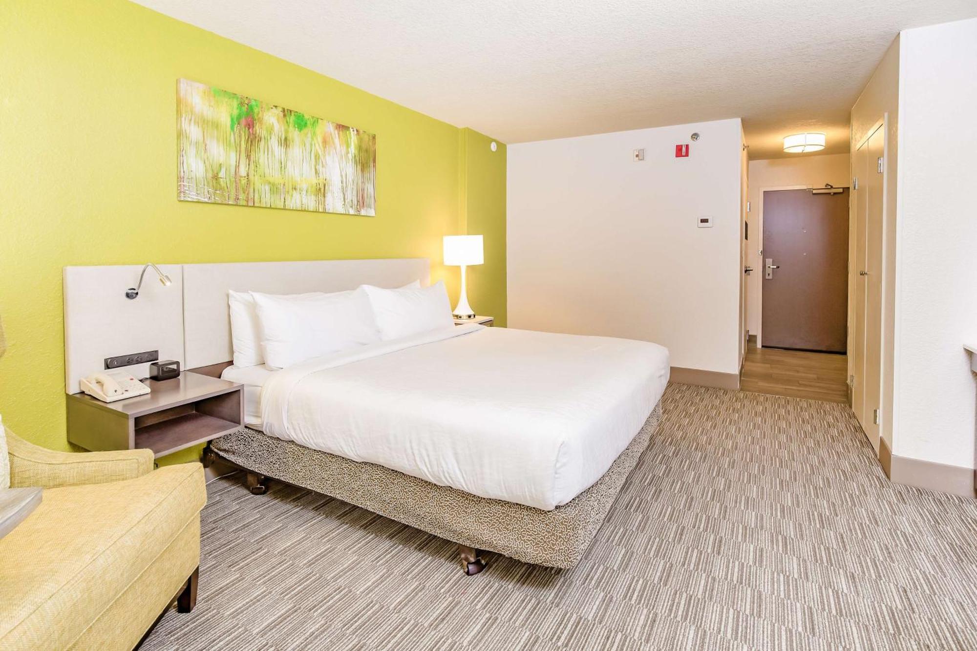Hilton Garden Orange Hotel 3*